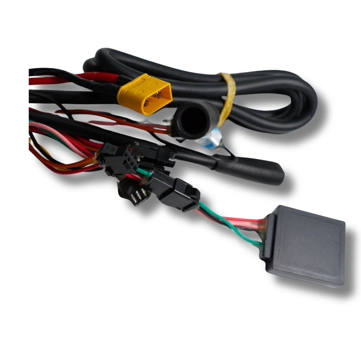 Ouxi Q9 controller origineel 48V 6A, foto 3: zwarte module en kabels
