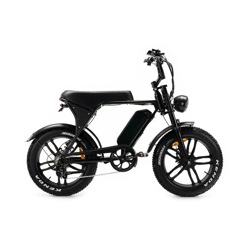 Ouxi V8 2025 Fatbike in Schwarz, Seitenansicht von rechts mit langem Sattel, Rahmenakku und breiten Kenda-Reifen
